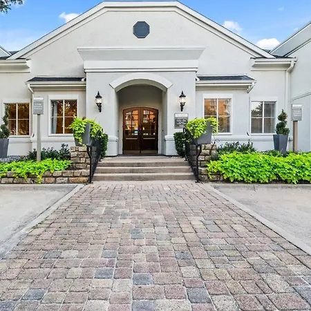 Appartement Devine Livings At Hermann Park